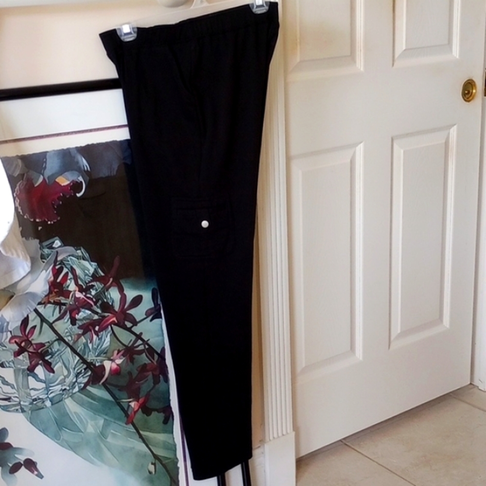 Women's Chico's Black Weekends Pull Up Slacks - Picture 2 of 4